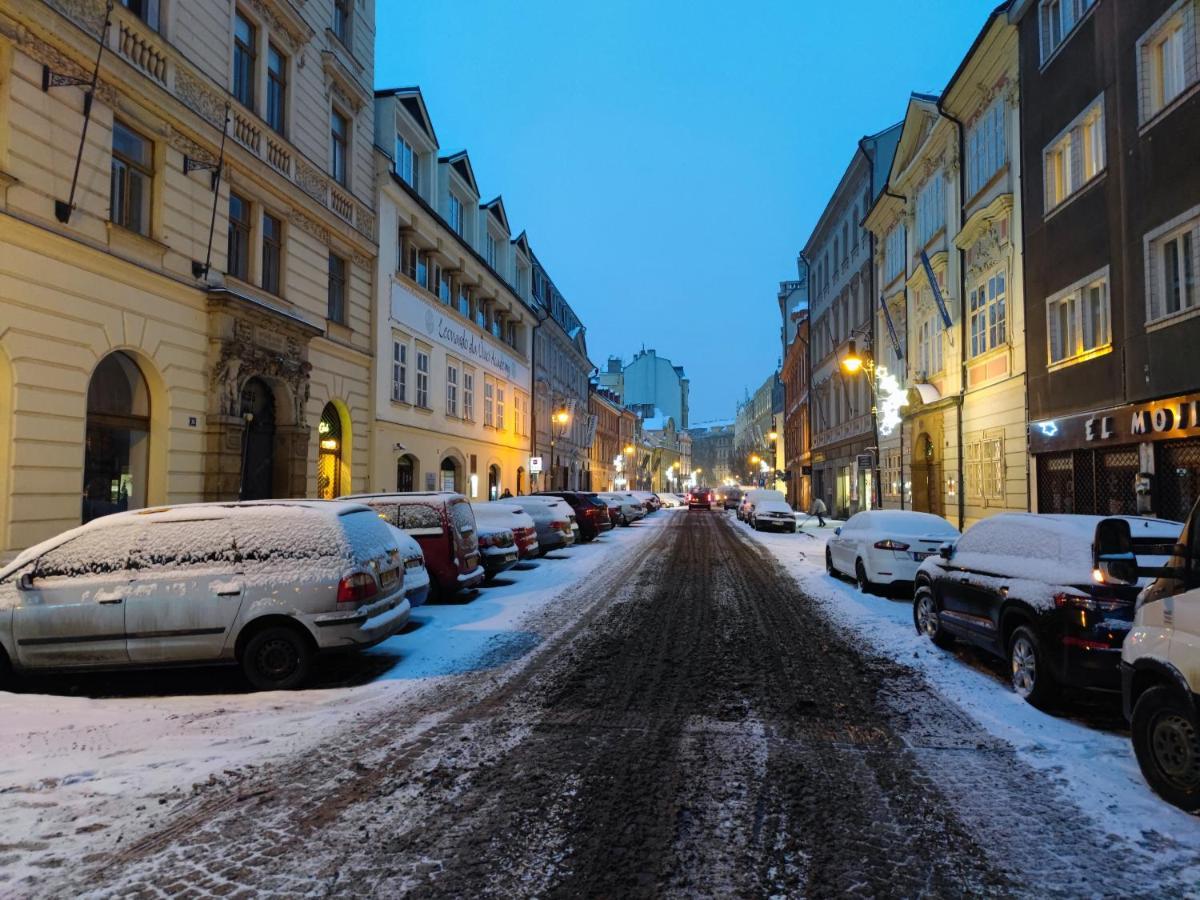 Loong Refresh Old Town Lejlighed Prag Eksteriør billede